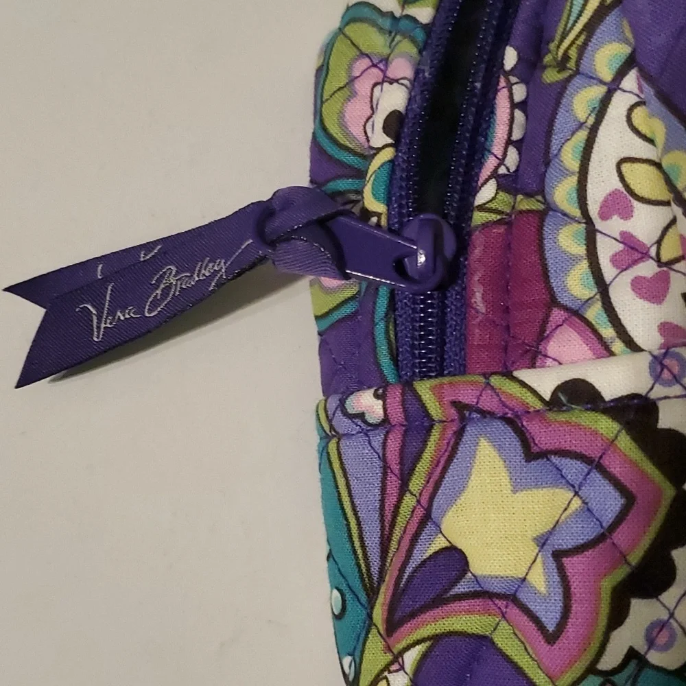 Vera Bradley colorful paisley waterproof linned cosmetic bag